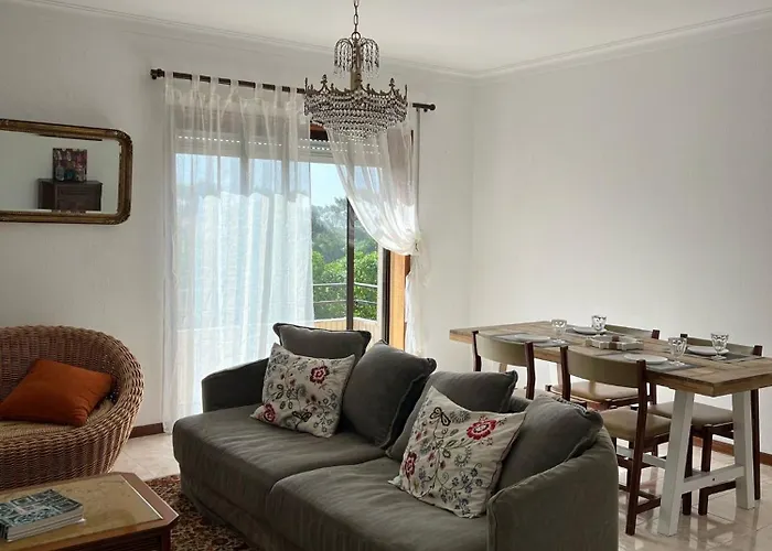 Lovely 2 Bedroom 100m From The Apartment Vila do Conde